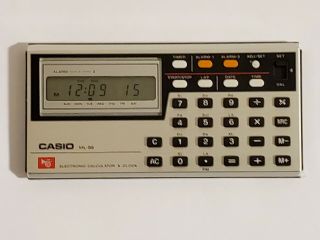 Vintage Casio ML - 88 MELODY Electronic Calculator and Clock - Batteries 3