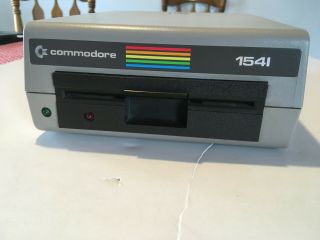 Vintage Commodore 64 1541 Floppy Disk Drive Powers On Computer Accessory