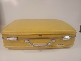 Vintage American Tourister Escort Mustard Yellow Hard Case Luggage 20 " W/keys