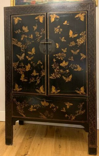 19th Century Shanxi Province Chinese Black Lacquered Cabinet