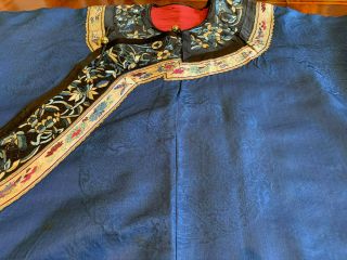 A Chinese Qing Dynasty Blue Silk Dragon Robe. 3