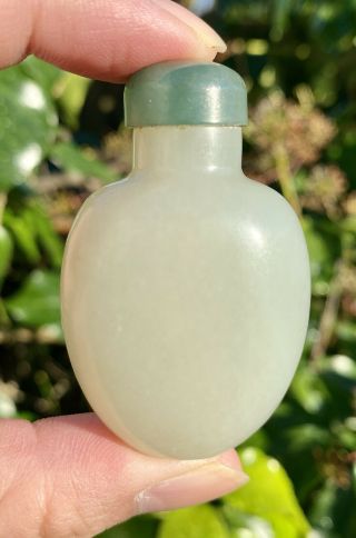 Rare 18th/ Early 19th Century Chinese White Jade Snuff Bottle & Jadeite Stopper