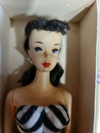 Gorgeous Vintage 3 Brunette Ponytail Barbie Brown Eyeliner,  R Box,  R Stand
