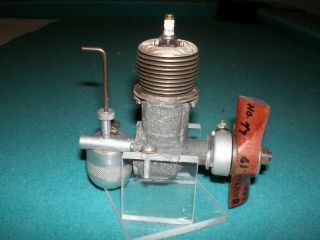 Vintage Early Bantam 19 Ignition Cl/ff Airplane Engine With Metal Tank