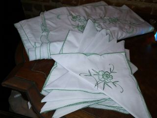 Vintage Linen Tablecloth & 8 Napkins Embroidered Green Flowers