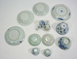 12 CHINESE BLUE/WHITE EXPORT PORCELAIN COLLECTIBLES MOSTLY KANGXI early 18th C. 3