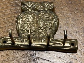 VINTAGE CAST BRASS OWL KEYHOLDER w/4 Hooks 2