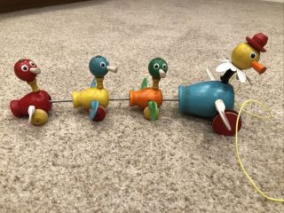 Vintage Fisher Price Wooden Pull Toy Momma Duck & 3 Babies Made In Usa 1950s