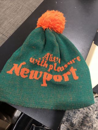 Vintage 1980s Green/orange Newport Alive With Pleasure Pom Pom Ski Hat Cap Nr