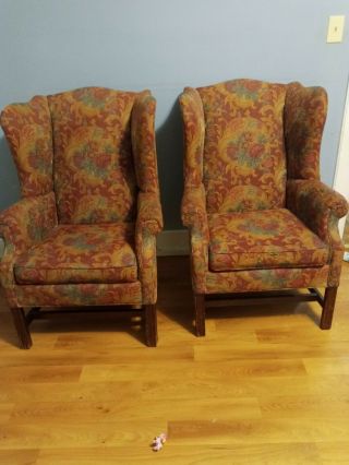 50088ec: Ethan Allen Flowered Print Upholstered Chippendale Wing Chair