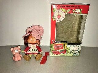 Strawberry Shortcake With Custard Doll Kenner Vintage