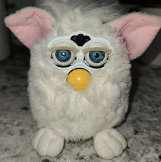 Vintage Furby 70 - 800 1998 Series 1 Tiger Snowball Electronic Toy - White