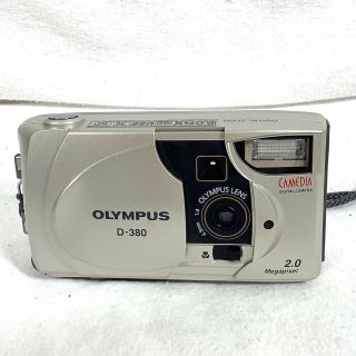 Vintage Olympus Camedia D - 380 Digital Camera.  2.  0 Megapixel,  Great