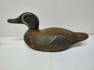 Antique/vintage Carved Wood Duck Decoy With Glass Eyes; Check Out The Pictures