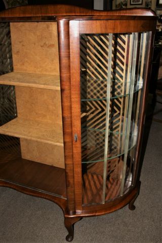 1930 ' s BARGET Walnut Bow Glass Front Curio China Display Cabinet with Key 2