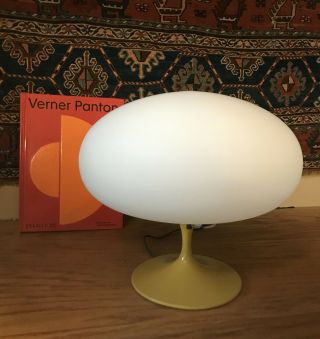 Yellow Laurel Mushroom Table Lamp 1960s Bill Curry Design Exc Cond.  Space Age