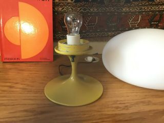 Yellow Laurel Mushroom Table Lamp 1960s Bill Curry Design Exc cond.  space age 4