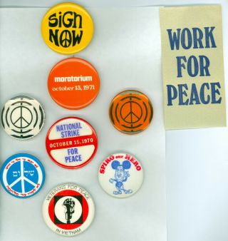 8 Vtg 1960s - 70s Anti - Vietnam War Political Cause/protest Pinback Buttons Ribbon