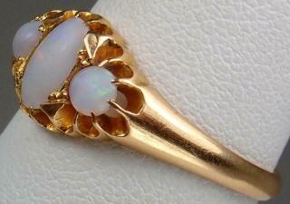 Antique Victorian 18K Gold White Opal Cabochon 3 Stone Ring Size 8.  5 4
