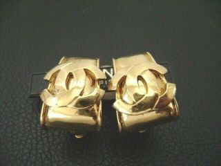 Auth Chanel Vintage Gold Cc Trapezoid Shape Clip Earring (2/9)