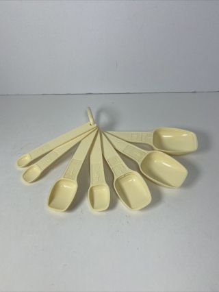 Vintage Tupperware Set Of 7 Cream Measuring Spoons W/ring Complete