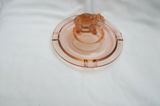 Vintage Pink Glass Ash Tray With Elephant In The Center - 6 1/4 " In Diameter