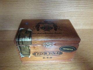Vintage Empty Cigar Wood Box Flor Fina 8 - 5 - 8 Claro A Fuente Dovetail Corners