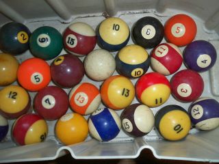 vintage billiards balls snooker stripes cues balls pool gaming 3