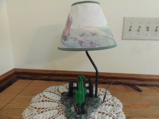 Vintage John Deere Tractor Table Lamp 1999 W/Lamp shade 3