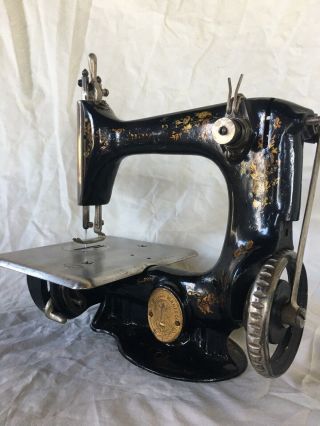 Antique Singer 24 Chain Stitch Sewing Machine