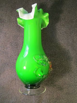 Vintage Retro Murano Style Green / White Glass Vase Hand Made Art Glass. 3