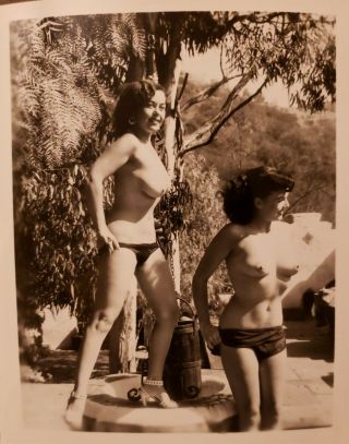 Vntg Silver Gelatin Trimmed Photo Nude Big Tits Betty Kidder At The Spider Pool