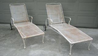 Pair Russell Woodard Salterini Wrought Iron Mesh Chaise Lounge Hollywood Regency