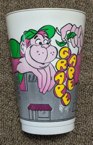 Vintage 7 - 11 Slurpee Cup Hanna - Barbera Grape Ape 1976