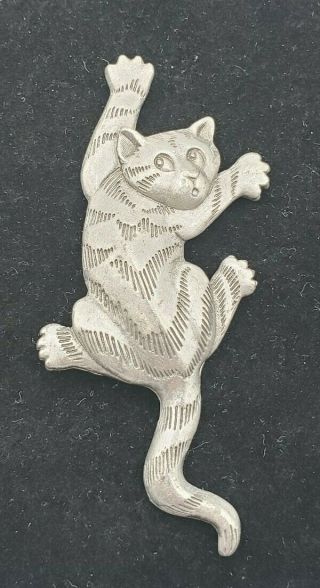Vintage Jj Jonette Jewelry Pewter Silver Tone Naughty Cat Climbing Brooch Pin