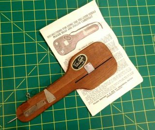 Vintage Wilson Brothers Tru - Gyde Latch Hook Rug Needle Wood Tool