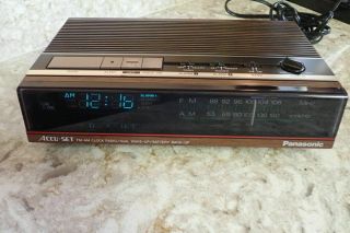 Panasonic Rc - 6085 Vintage Accu - Set Am - Fm Clock Radio 2 Alarm W/ Battery Back Up