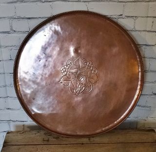 Antique Arts & Crafts Hugh Wallis Large 46cm Dia Copper Tray Grapevine C1900