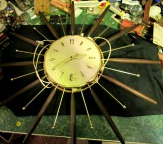 Mid Century Modern Atomic Starburst Sunburst Clock Robert Shaw 1963