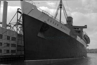 Vintage 1939 RMS Queen Mary Cunard Line at Pier Film Photo Camera Negatives (2) 2