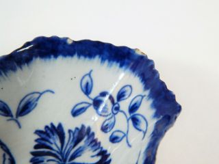 Dr.  Wall First Period Worcester Leaf Shape Pickle Dish GILLYFLOWER c.  1775 2