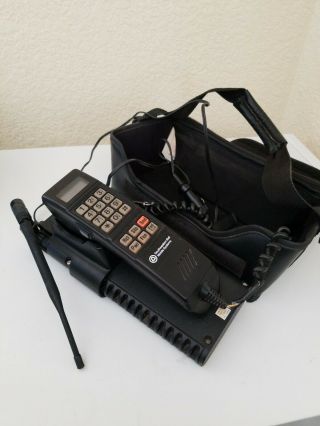Vintage 1995 Motorola Scn2462a Southwestern Bell Mobile Bag Phone With Manuals