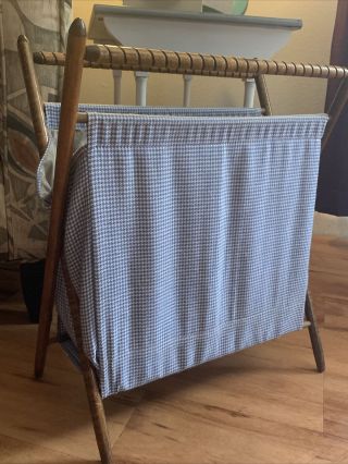 Vintage Knitting Sewing Crochet Standup Folding Basket W Wood Frame & 2 Pockets