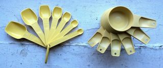 Vintage Yellow Tupperware Measuring Cups & Measuring Spoon Set Complete