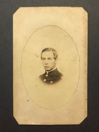 Antique Broadway York City Civil War Soldier With 3rd Corps Badge Cdv Photo