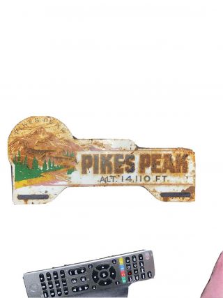 Vintage American License Plate Topper Colorado Pikes Peak Skiing 14,  110 Ft Co