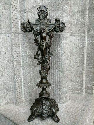 Antique Metal Ornamental Art Nouveau Chapel Standing Cross Crucifix Jesus Corpus