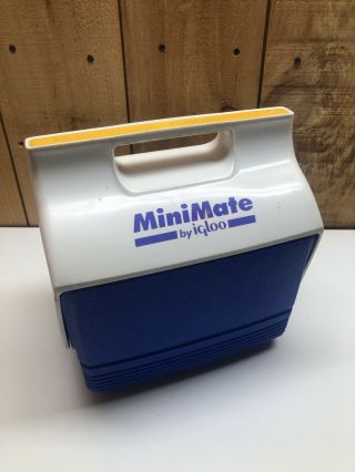 Vintage Minimate By Igloo White Yellow Blue Push Button Cooler Lunch Box
