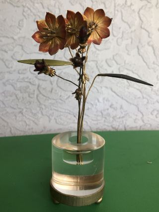 Vintage Retro Acrylic Lucite Pot Enamel Painted Wire Flowers