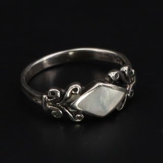 Vtg Sterling Silver - Ornate Mother Of Pearl Inlay Tapered Ring Size 5.  5 - 1.  5g